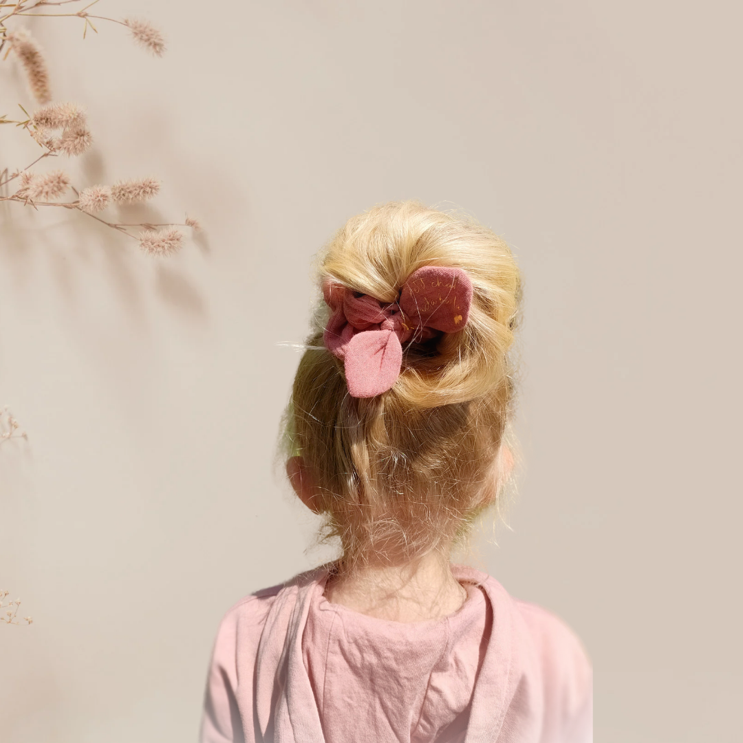 Chouchou Petit chat bada bada en double gaze coton vieux rose