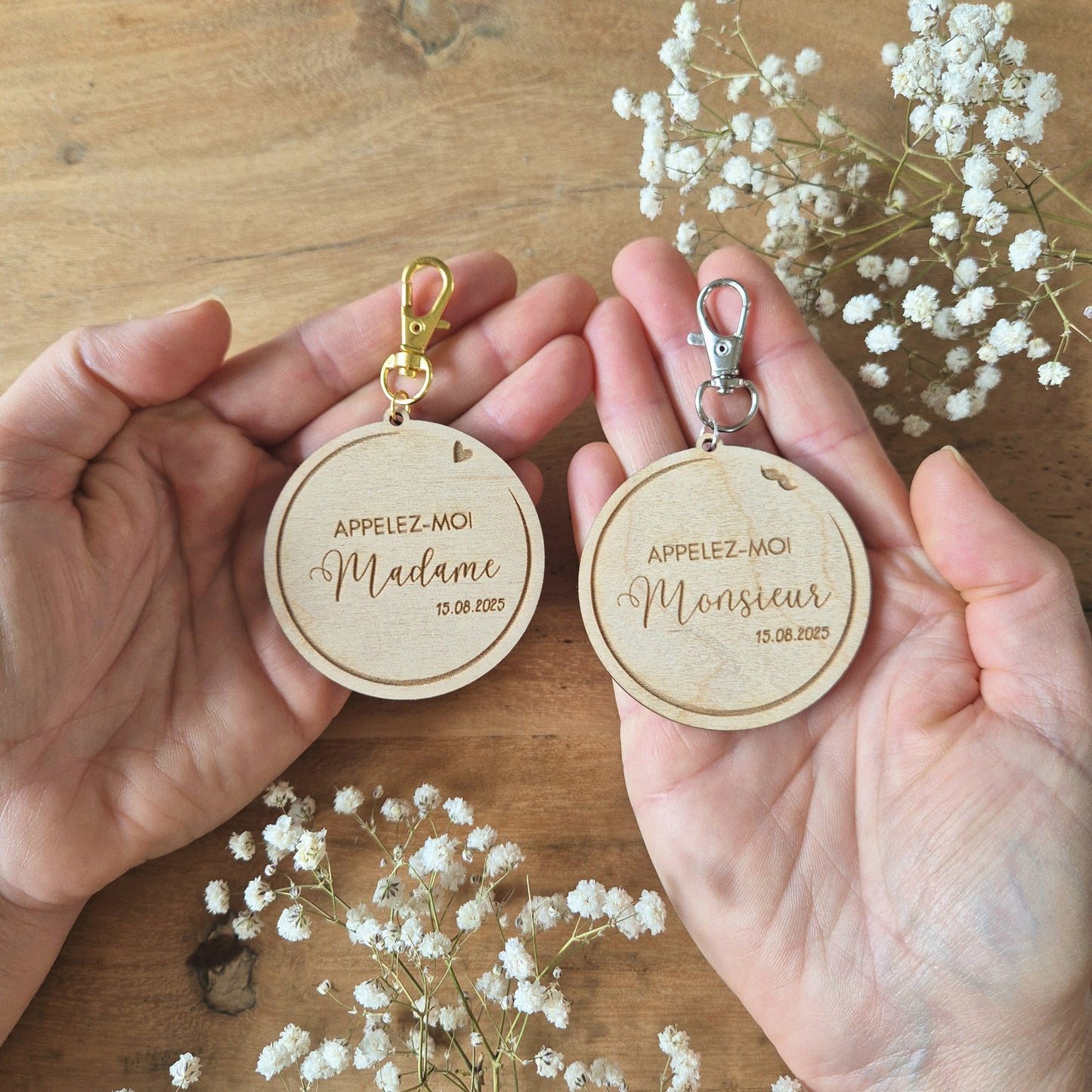 Duo de porte-clés en bois personnalisés - Madame Monsieur