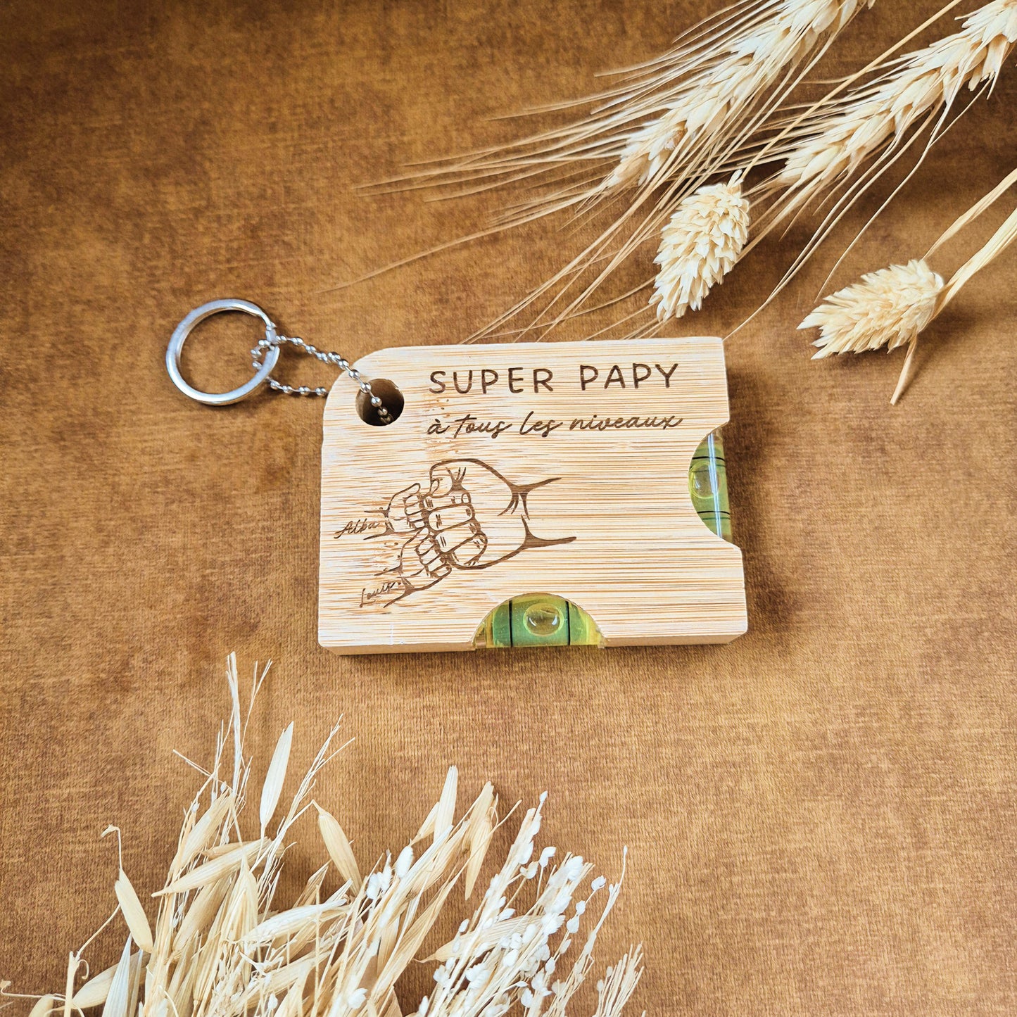 Porte-clés multifonction niveaux et décapsuleur personnalisé - Cadeau papy