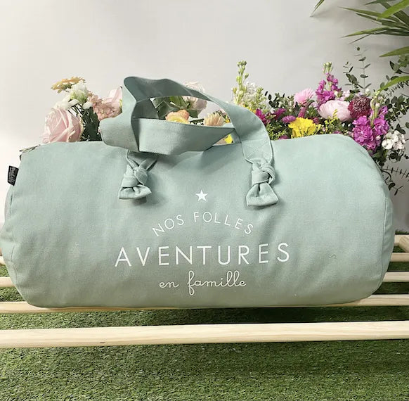 Grand sac polochon Céladon « Nos folles aventures en famille »