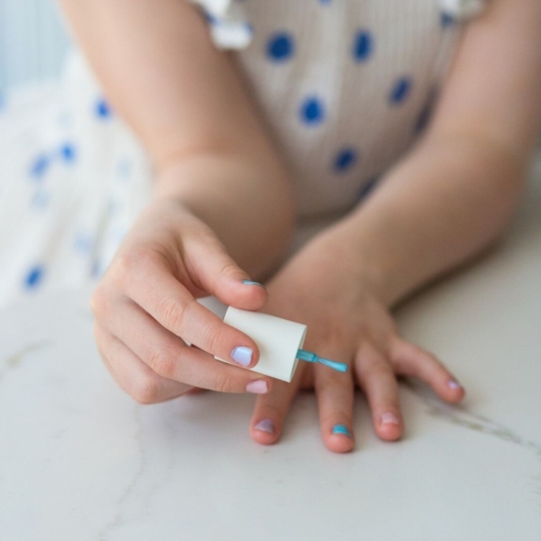 Coffret 3 vernis Bleu givré - Rose pâle - Argent bleuté + Lime offerte