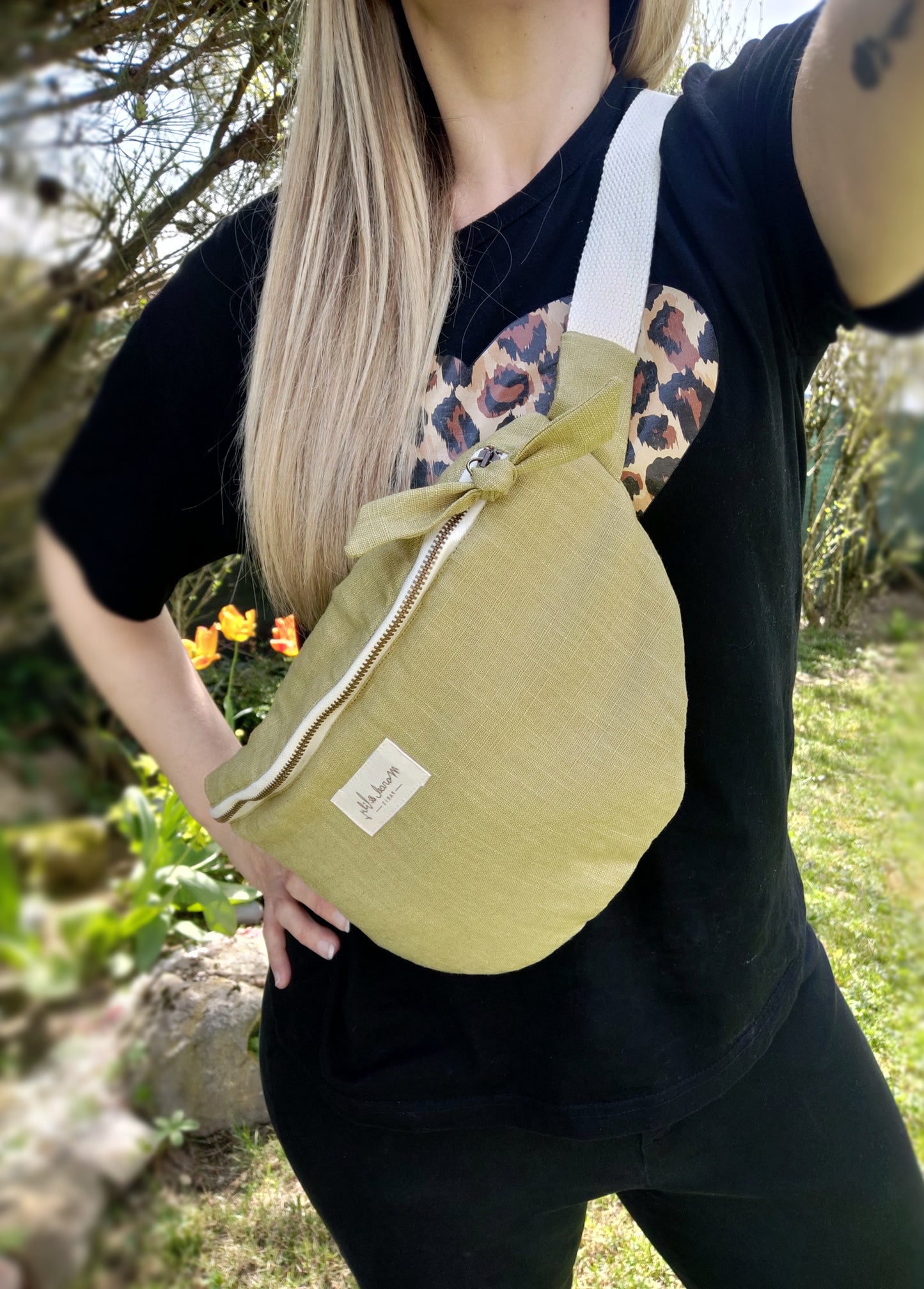 Sac banane vert mousse 100% lin