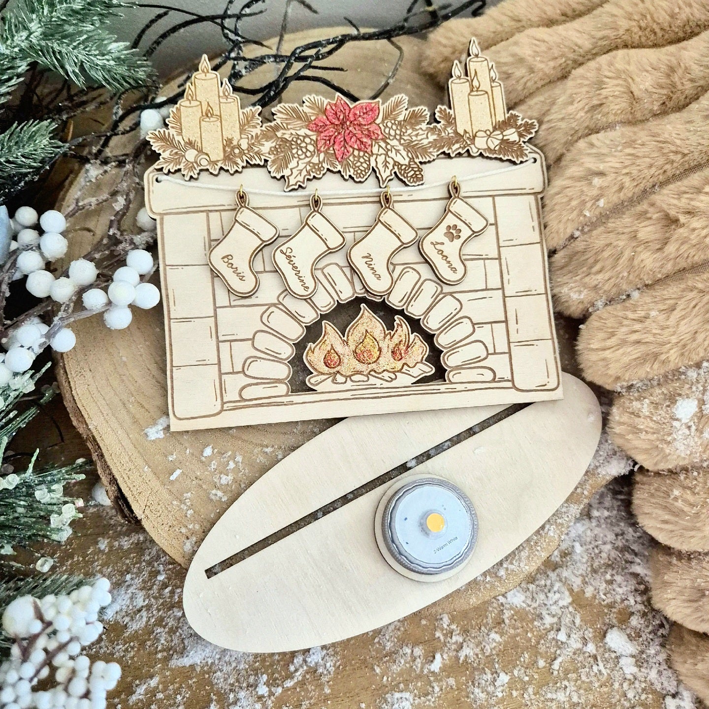 Photophore cheminée de Noël avec chaussettes personnalisées