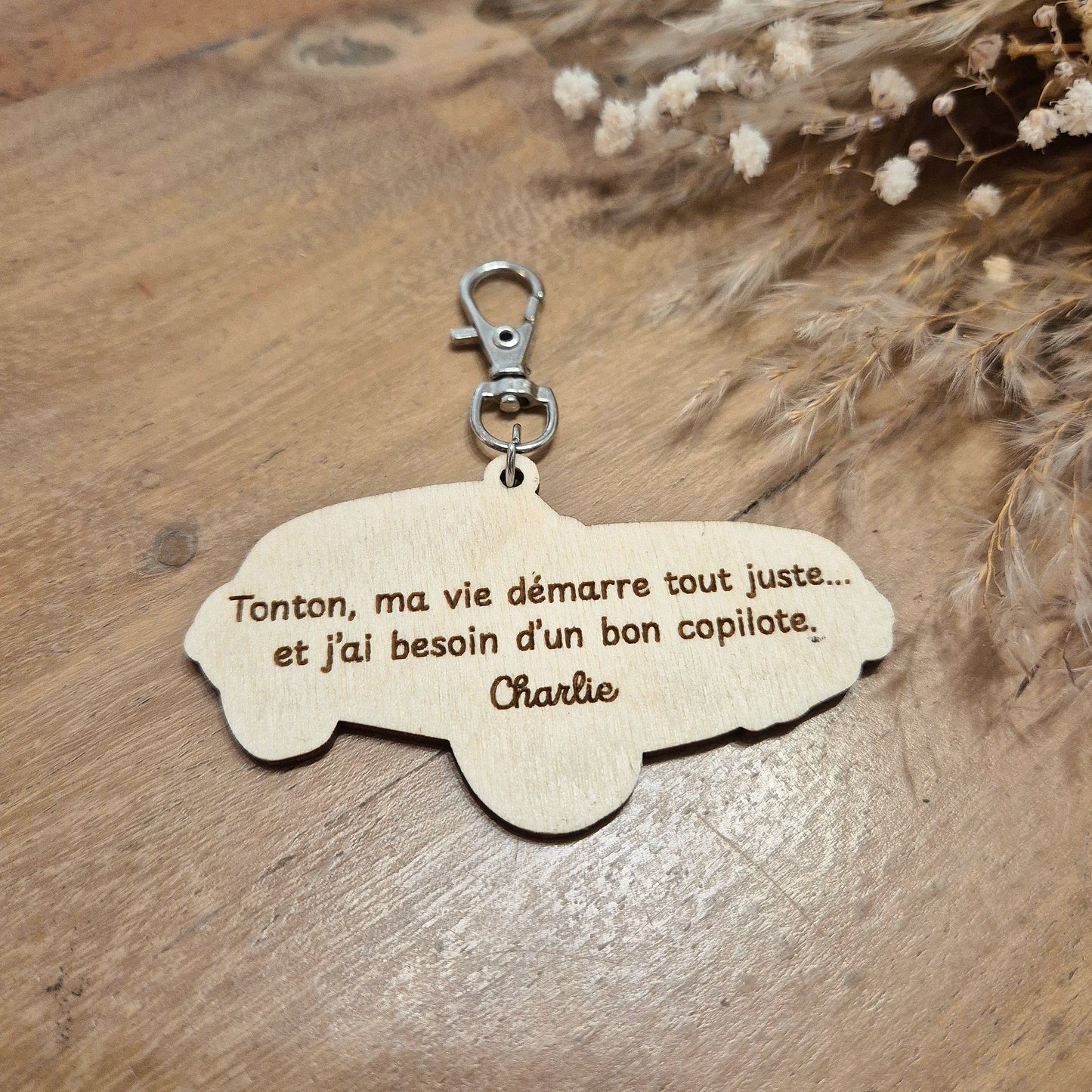 Porte-clés voiture en bois personnalisé