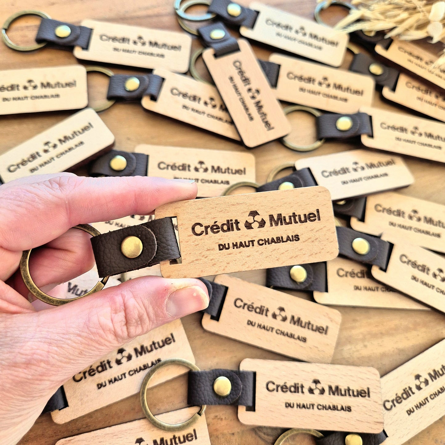 Porte-clés en bois personnalisés cadeaux clients - Quantité minimum 10
