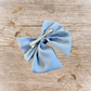 Barrette grand nœud ruban bleu pastel
