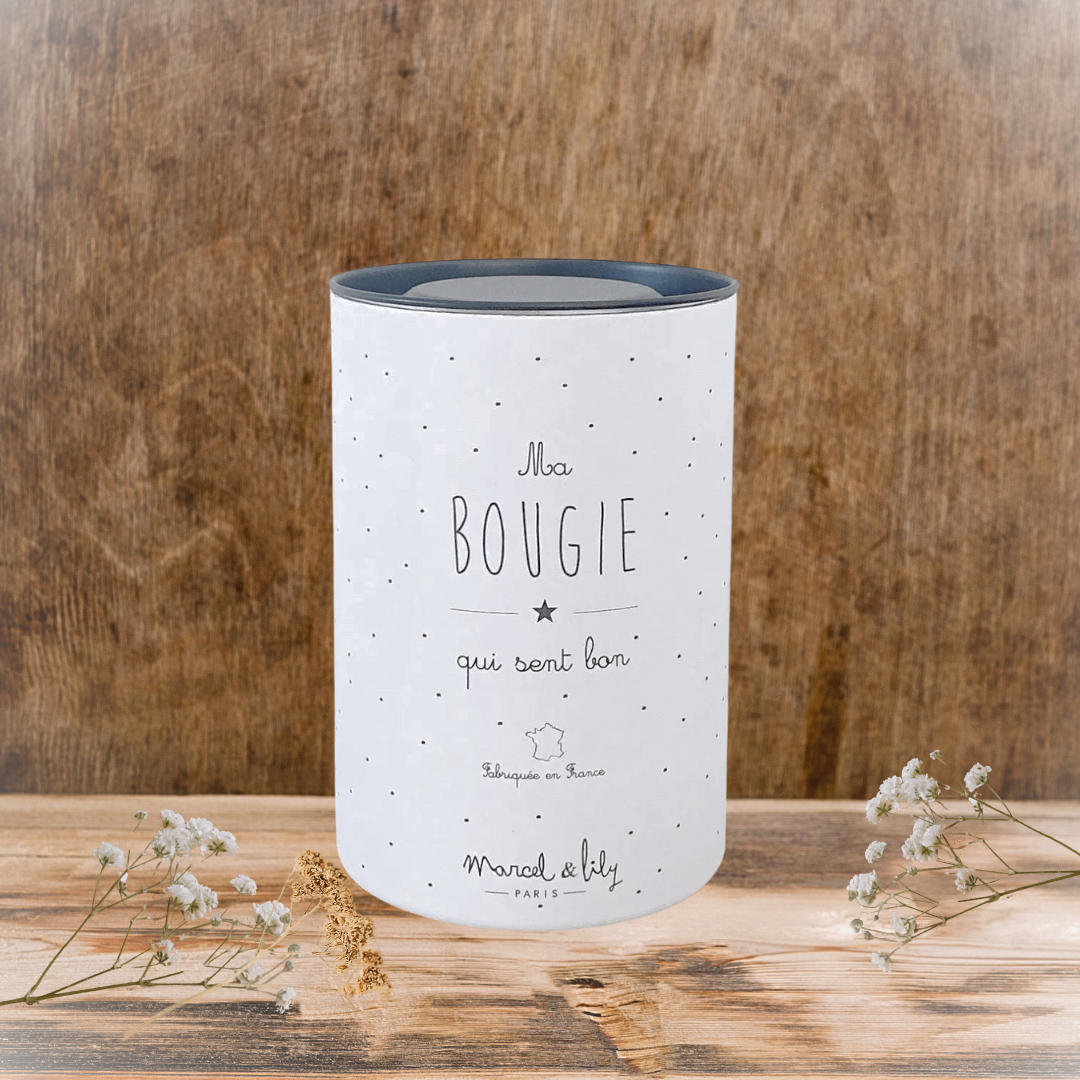 Bougie artisanale «La vie est faite de jolis moments magiques»