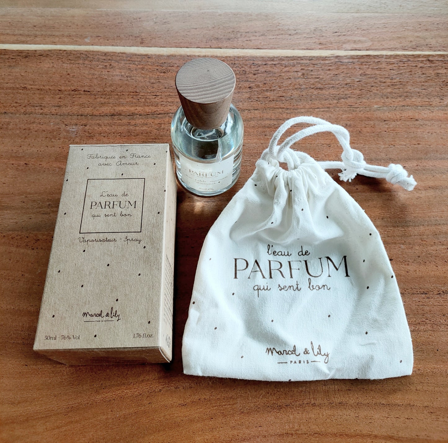 Eau de parfum " La vie est remplie de jolis moments magiques "