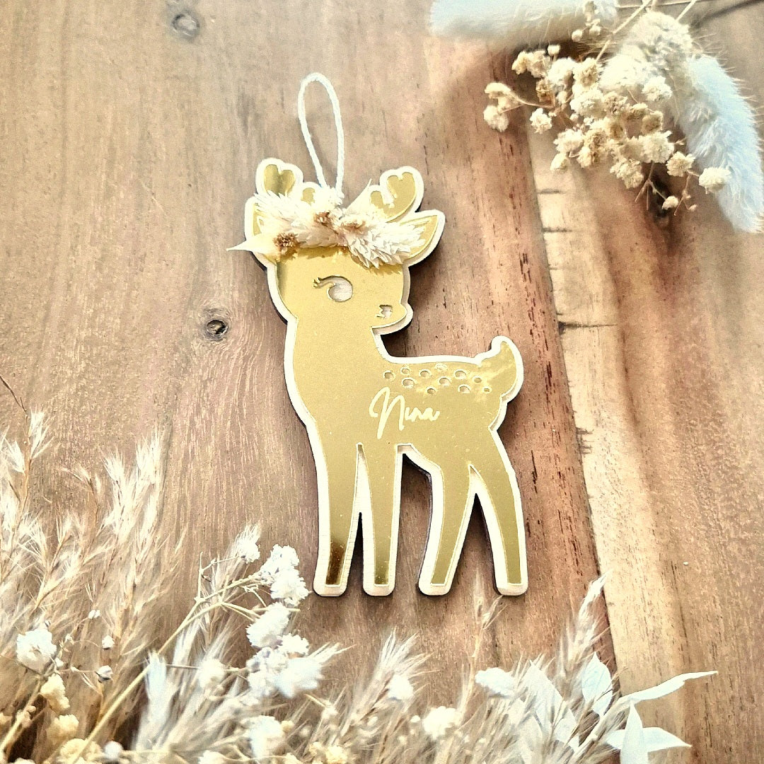 Suspension biche fleurs séchées personnalisée