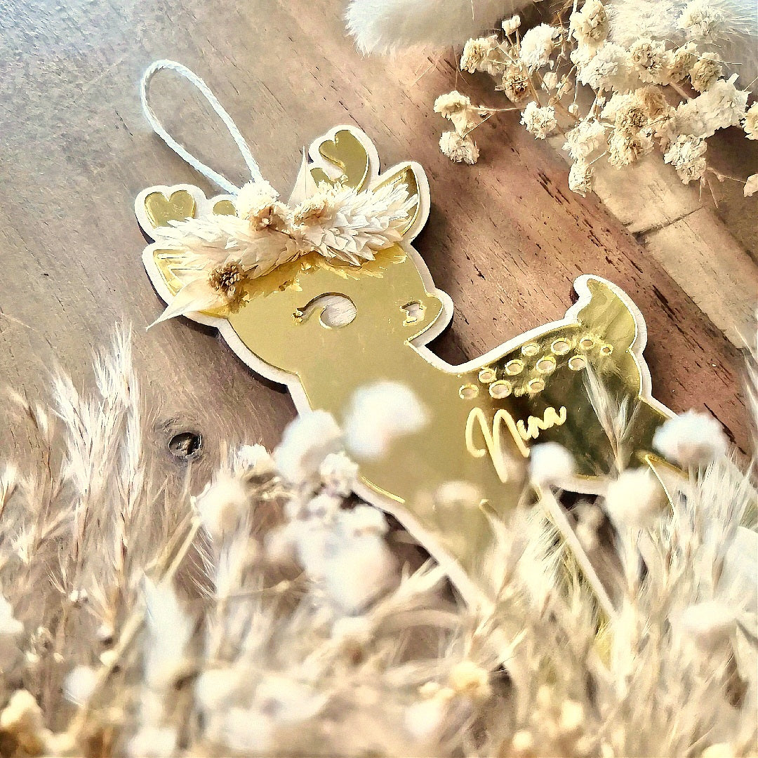 Suspension biche fleurs séchées personnalisée