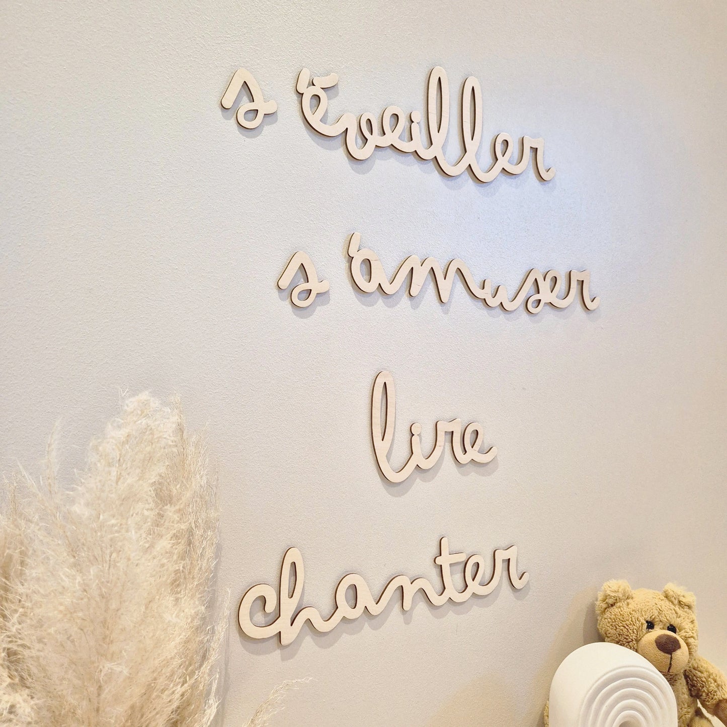 Phrase décorative murale - s'éveiller, s'amuser, lire, chanter
