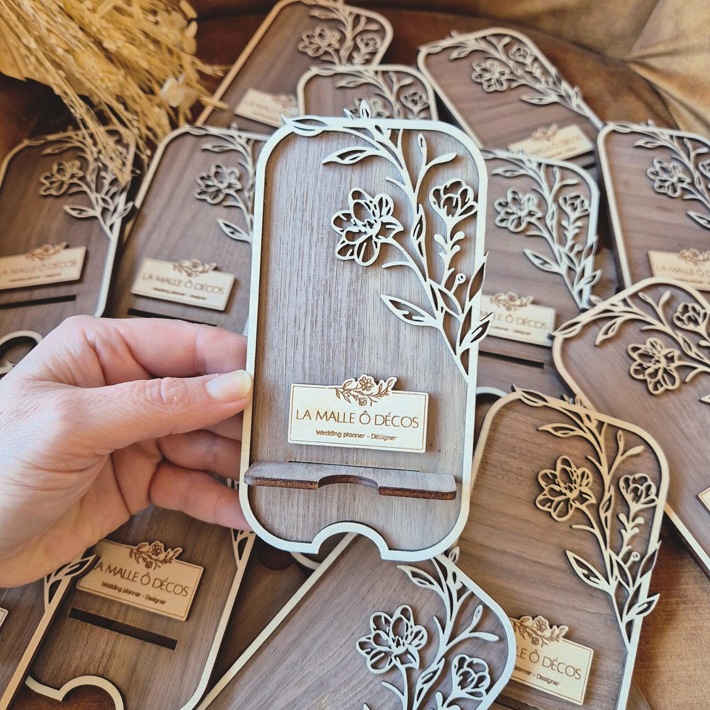 Support téléphone en bois personnalisé sur-mesure - Cadeau entreprise