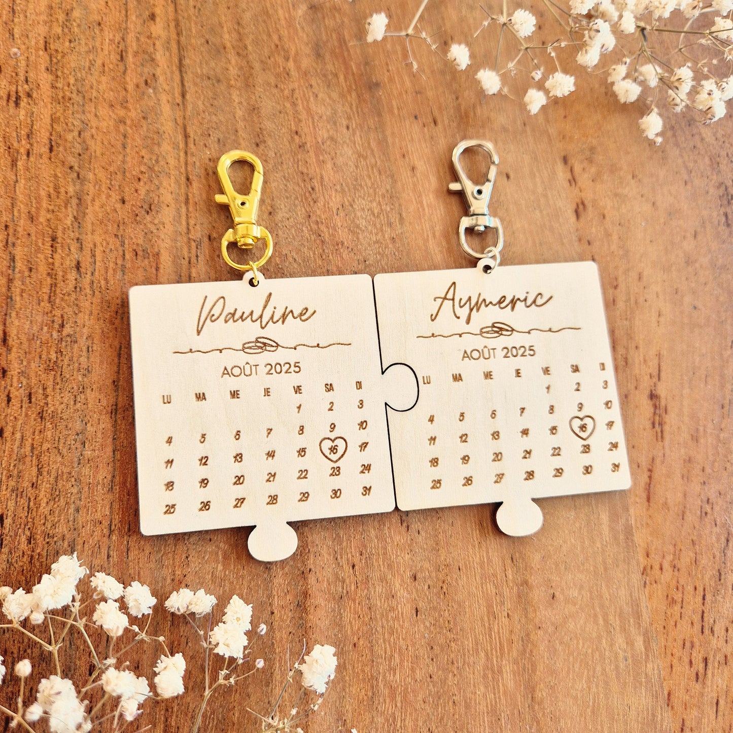 Duo de porte-clés en bois personnalisés - Puzzle calendrier