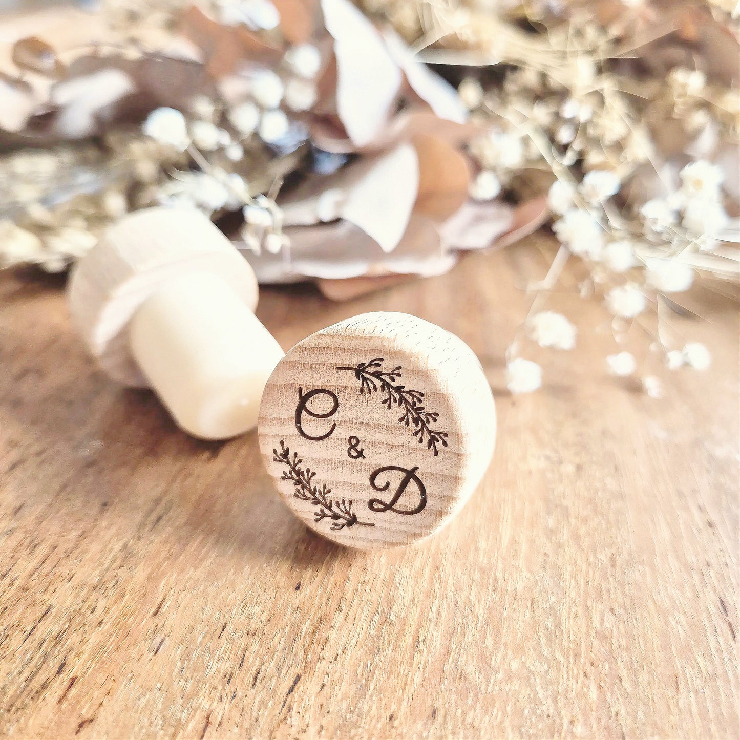 Bouchon de bouteille en bois réutilisable personnalisé - Cadeau invités mariage - Quantité minimum 10