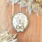 Suspension ou magnet en bois personnalisé(e) lapin à lunettes