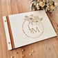 Livre d'or en bois personnalisé sur mesure mariage - Initiales fleurs