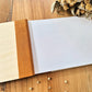 Livre d'or en bois personnalisé sur mesure mariage - Initiales fleurs