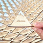 Marque place en bois personnalisé montagne enneigée - Mariage & Événement