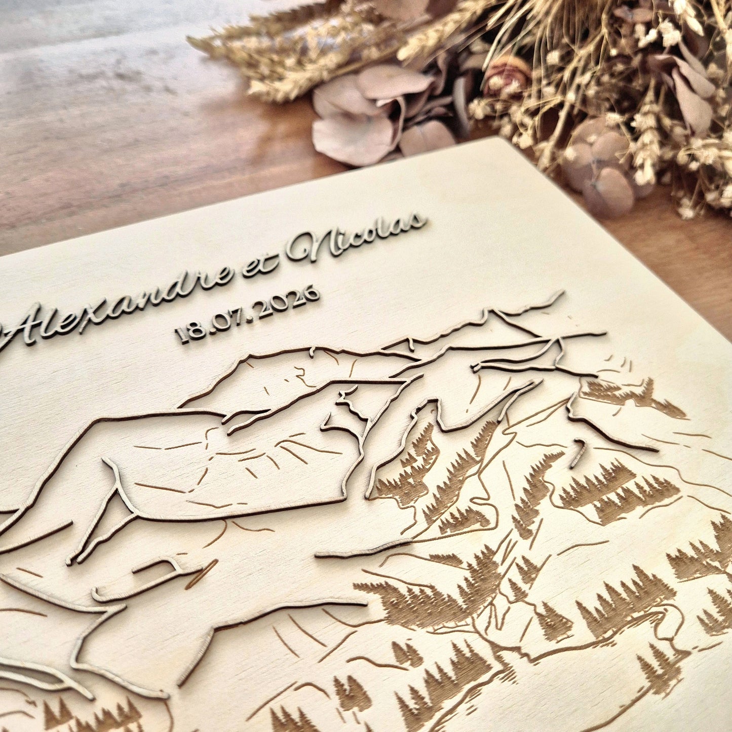 Livre d'or en bois personnalisé sur mesure - Montagnes