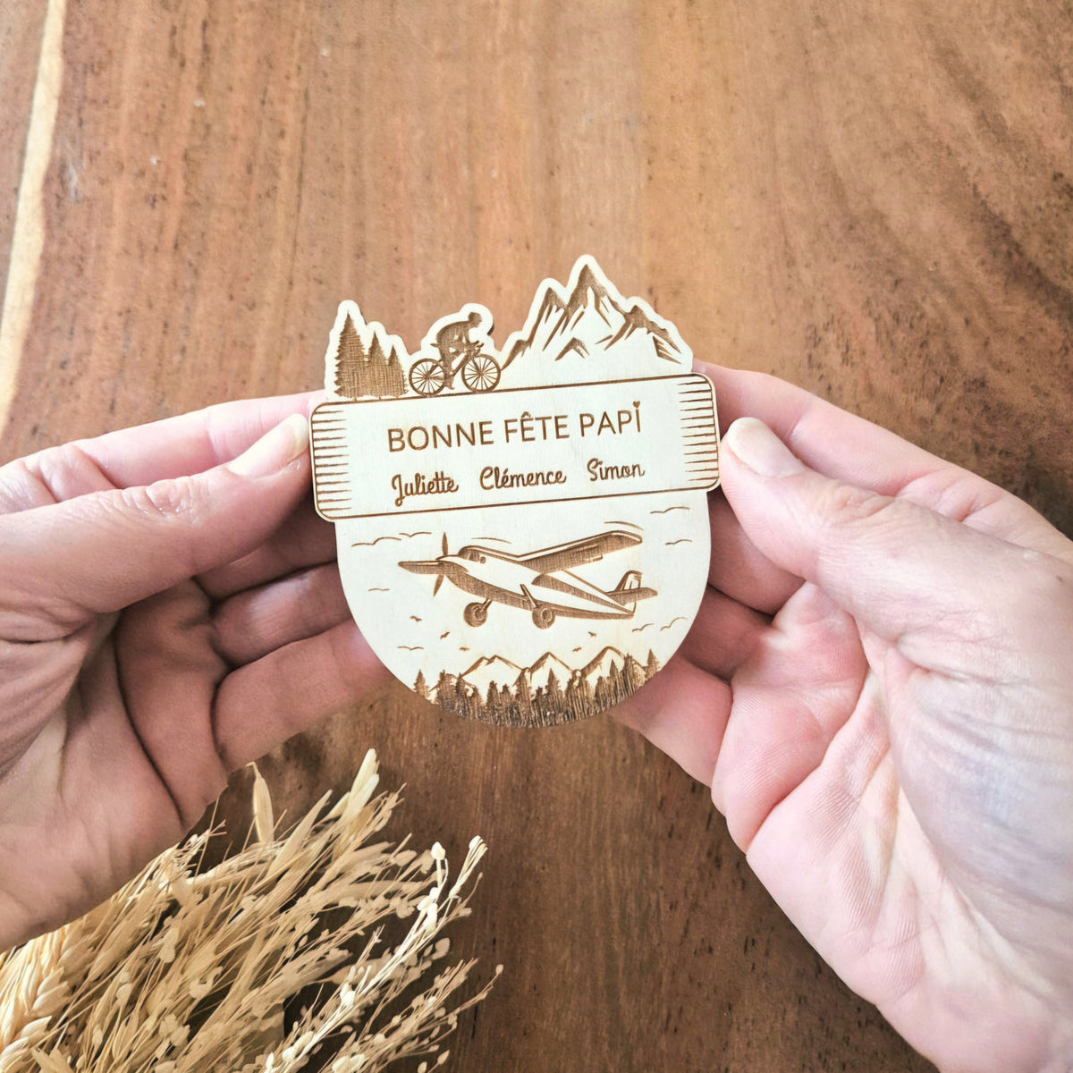 Maxi magnet en bois personnalisé vélo et avion - Cadeau Papy, Papa, Tonton, Parrain...