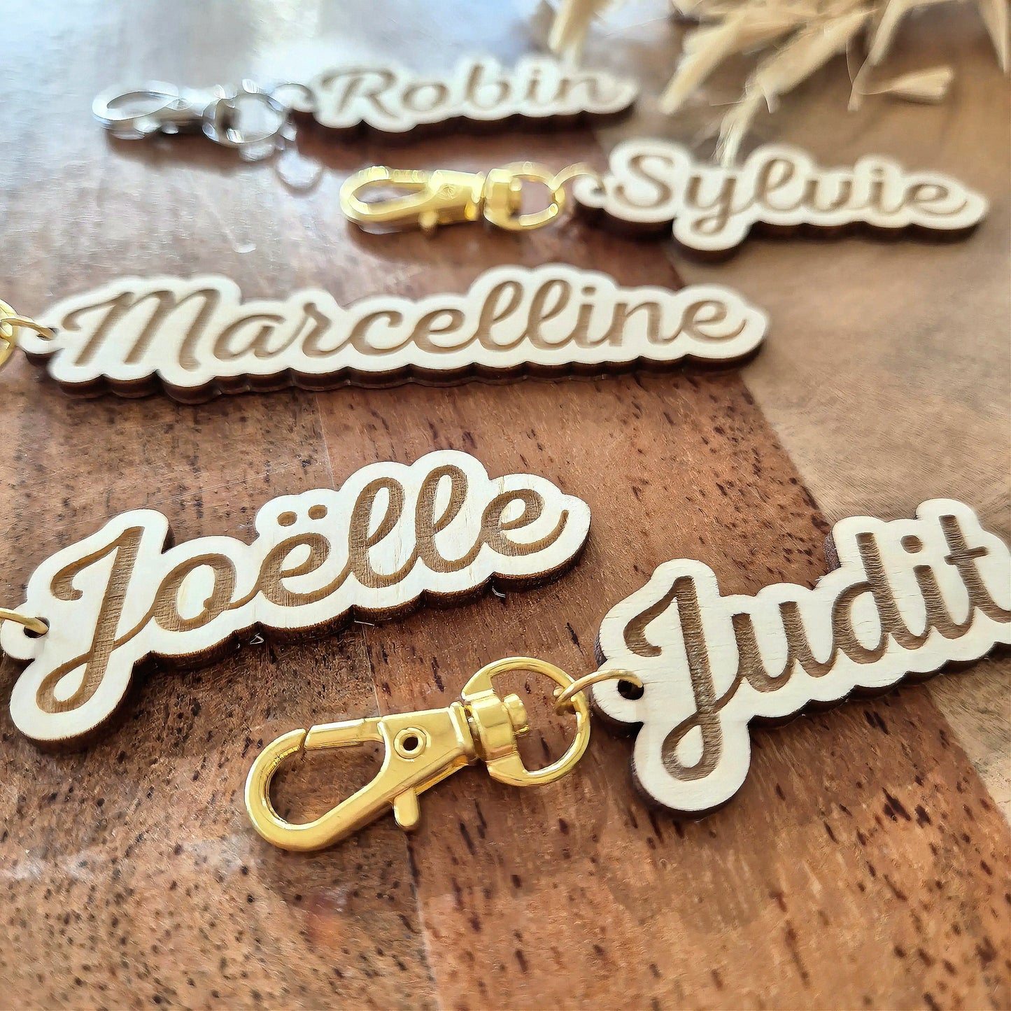 Porte-clés en bois prénom personnalisé
